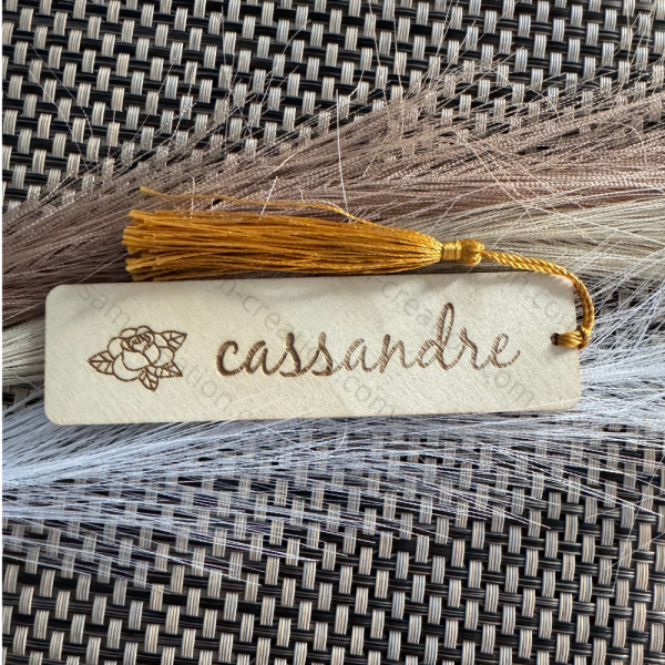 marque page en bois personnalisé ✨