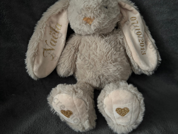 peluche lapin